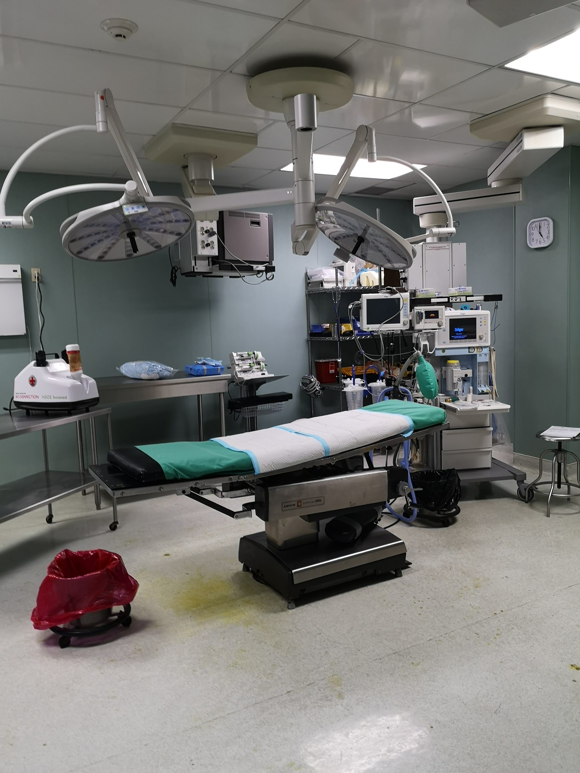 Medibios H2O2 micro-nebulization system staged in operating room — hospital biosafety setup